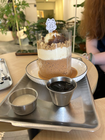 Binq Dessert Uptown