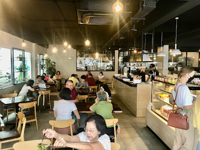 Yin's Sourdough Bakery & Cafe • Uptown 37